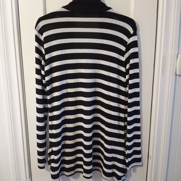 Black And White Striped Long Cardigan Junior Women's Size Large - Picture 2 of 3